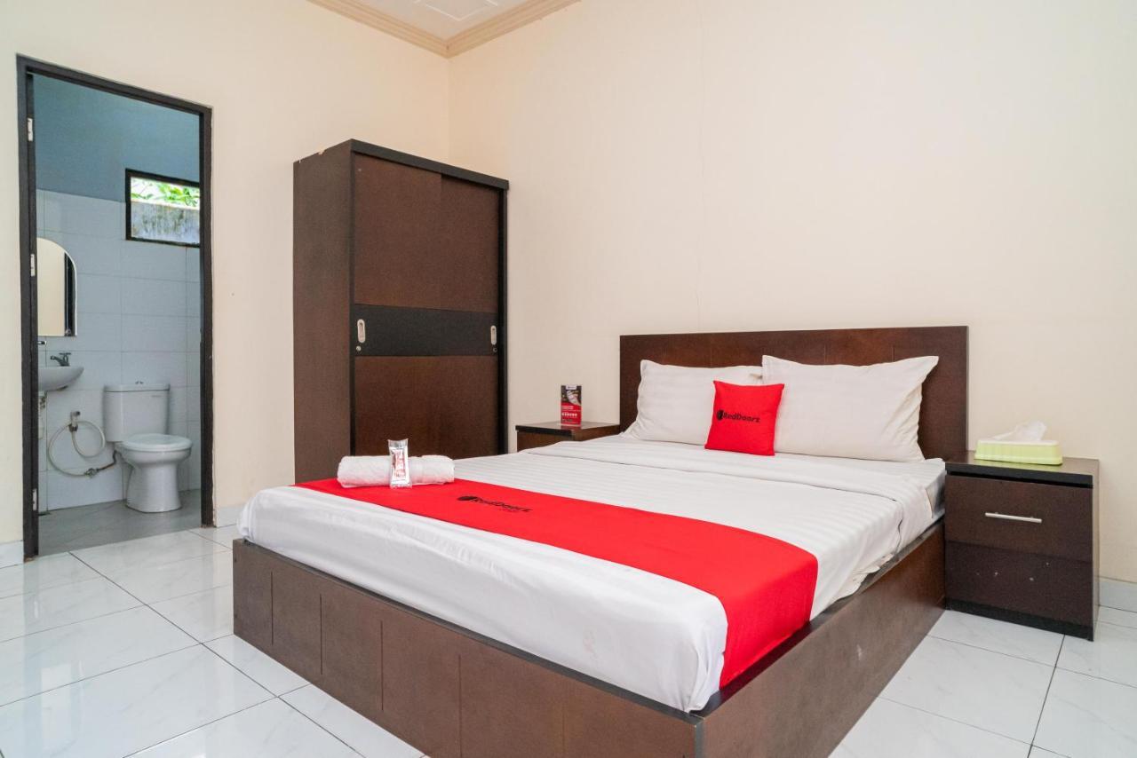 פלנגקראיה Reddoorz @ Wisma Pangrango מראה חיצוני תמונה