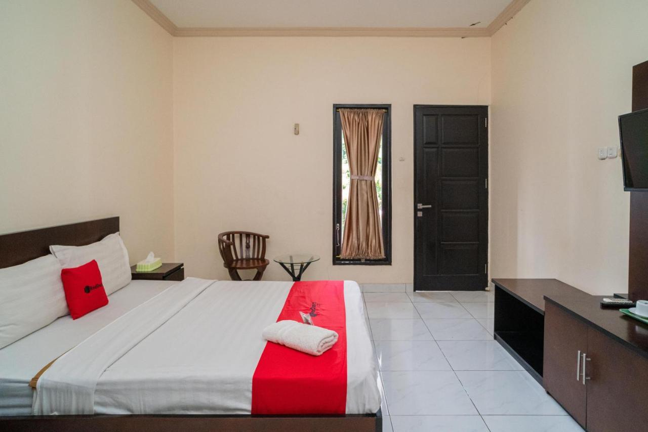 פלנגקראיה Reddoorz @ Wisma Pangrango מראה חיצוני תמונה