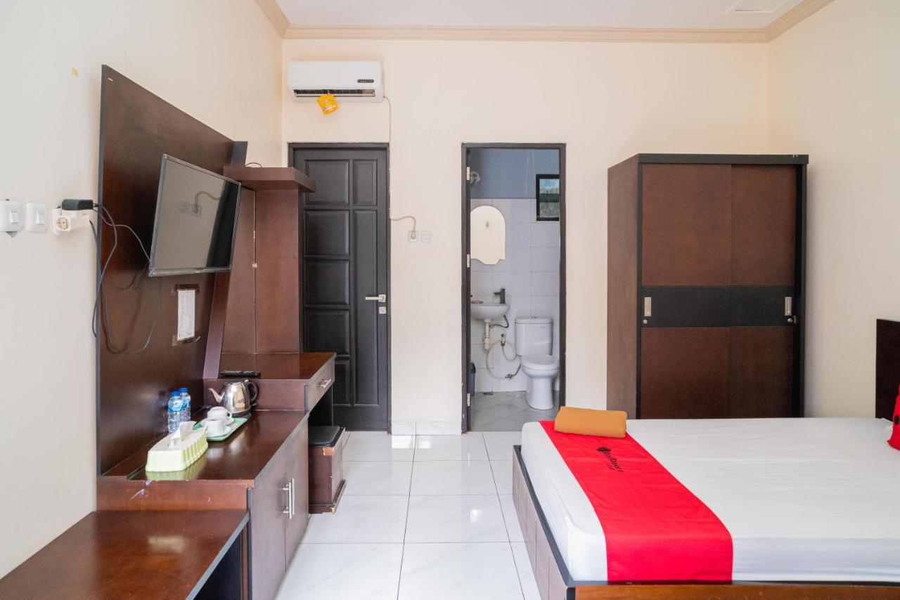 פלנגקראיה Reddoorz @ Wisma Pangrango מראה חיצוני תמונה
